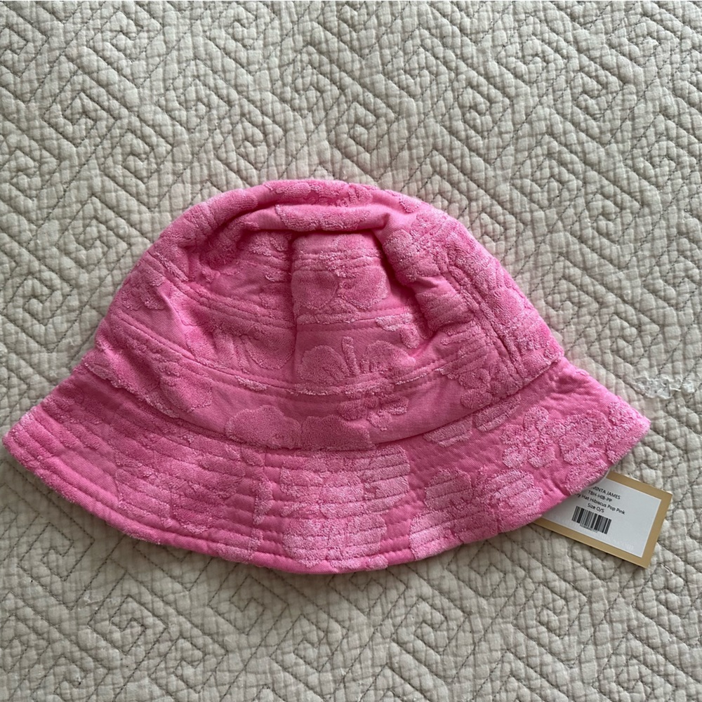 Armani's James Link Flower Terry hat (NWT)